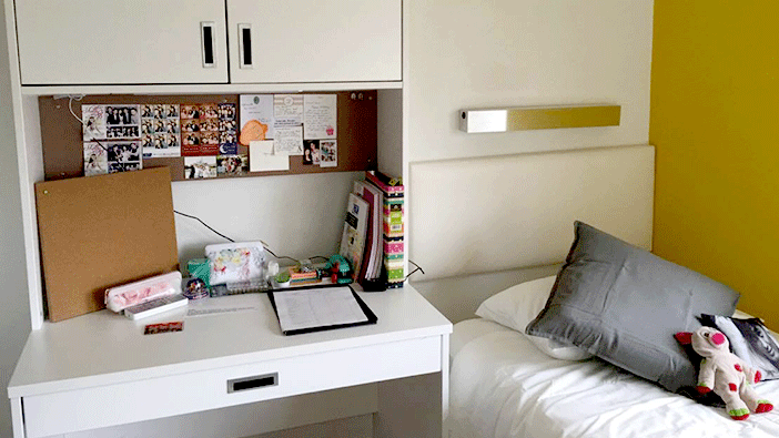5 ways to make your dorm feel like home